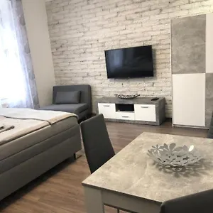 apartman-hanna.karlovyvary-hotels.com/