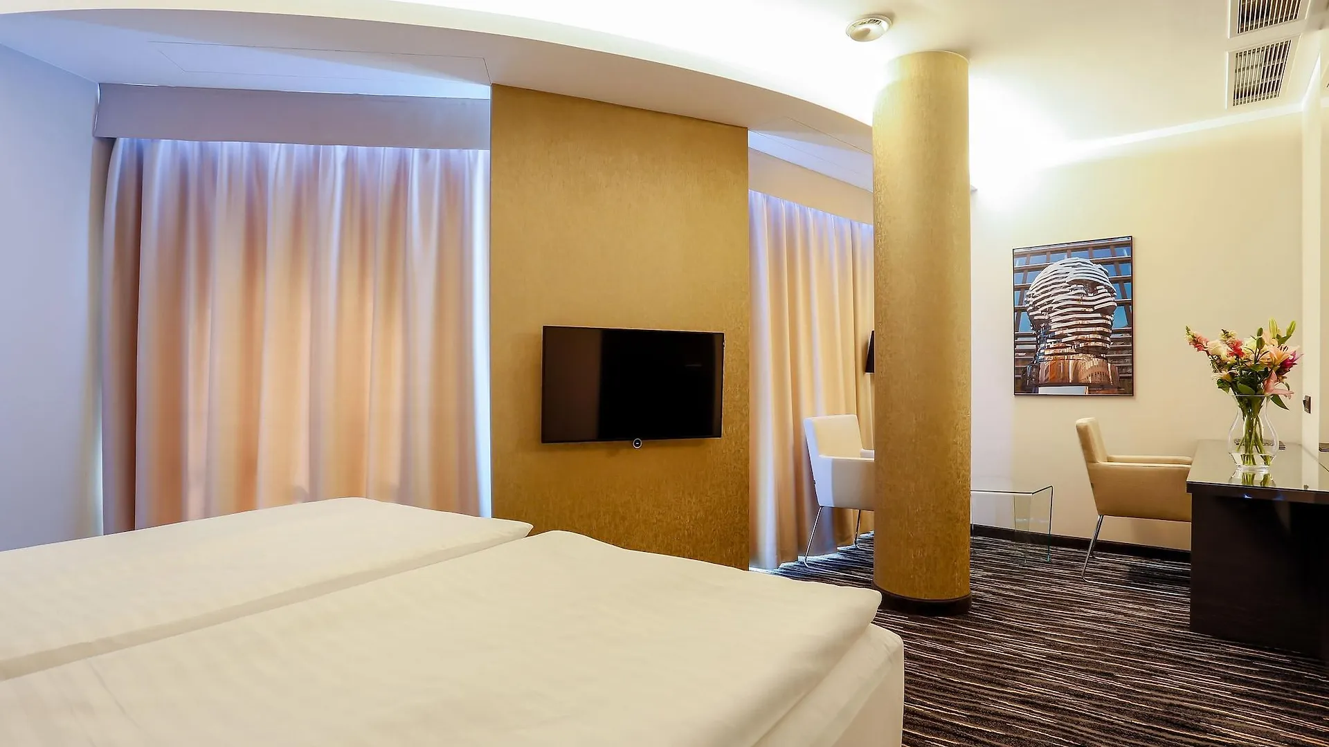 Dancing House - Tancici Dum Hotel Πράγα