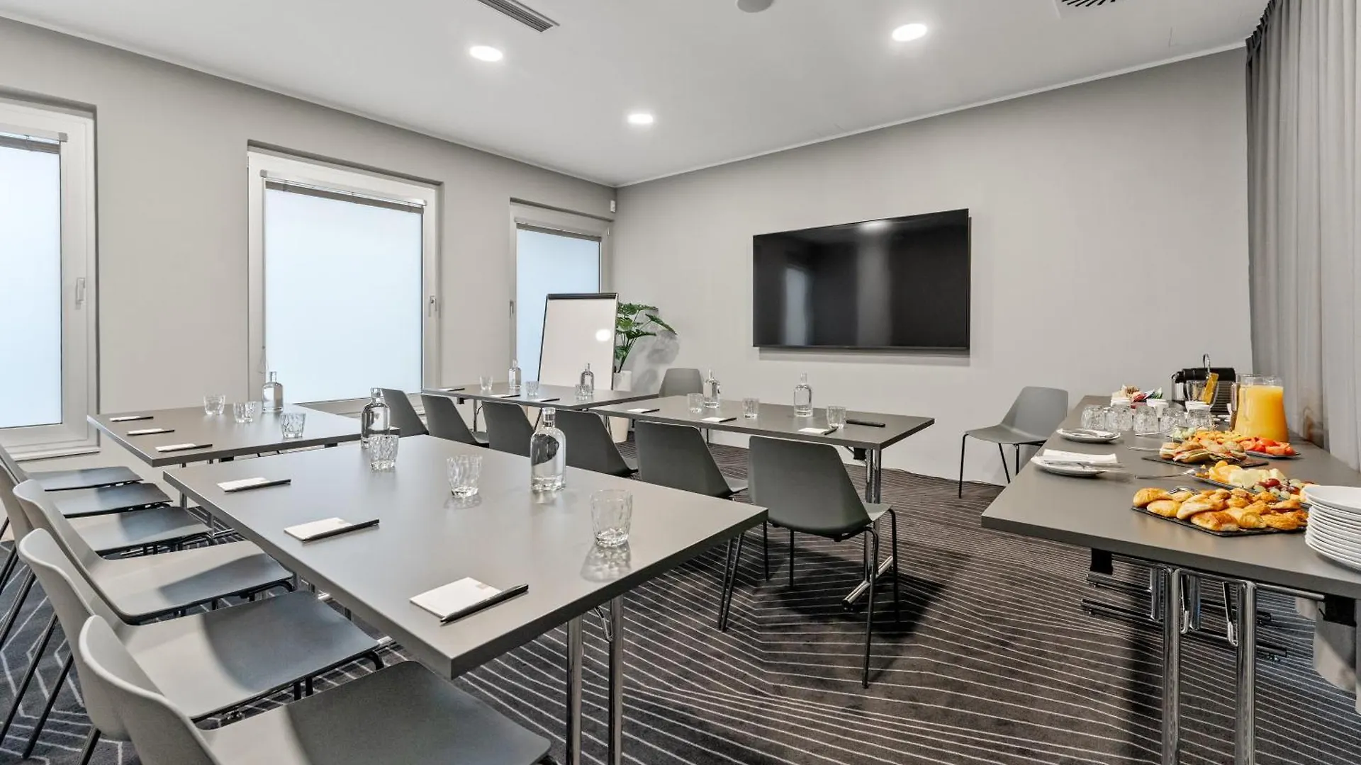 פראג Dancing House - Tancici Dum Hotel