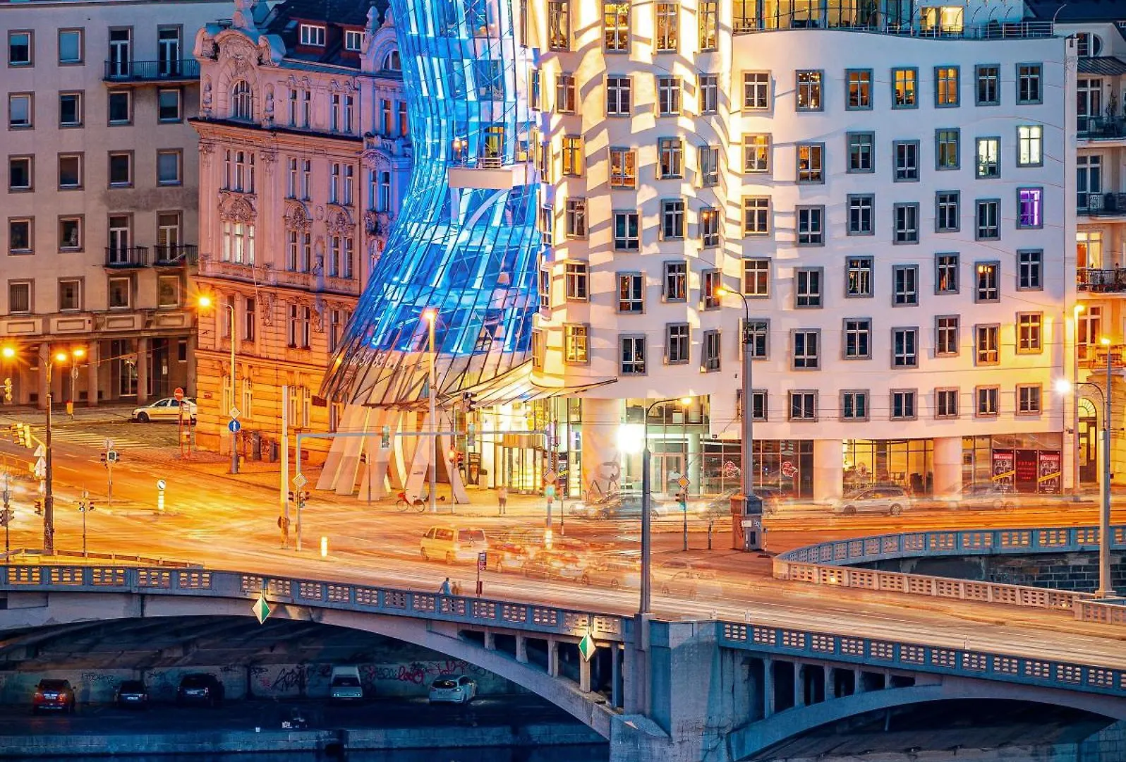 Dancing House - Tancici Dum Hotel Prague